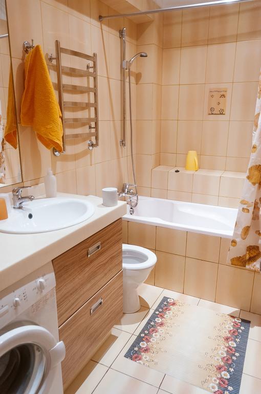 Apartment Na Shevchenka 3 Lviv Extérieur photo