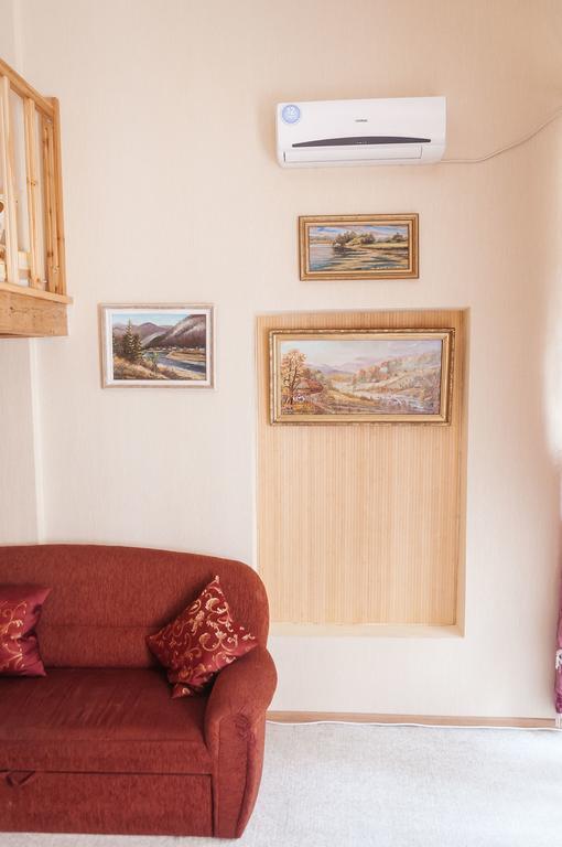 Apartment Na Shevchenka 3 Lviv Extérieur photo